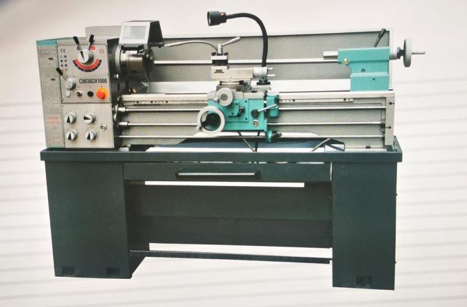 Universal Mechanical Precision Lathe Metal Bench Lathe