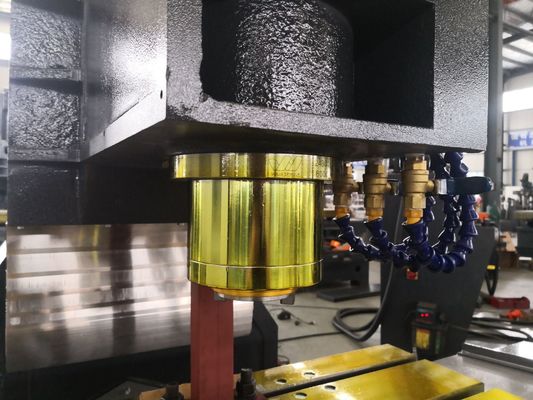 Металл работая вертикальный центр CNC машины ROHS Cnc филируя и сверля